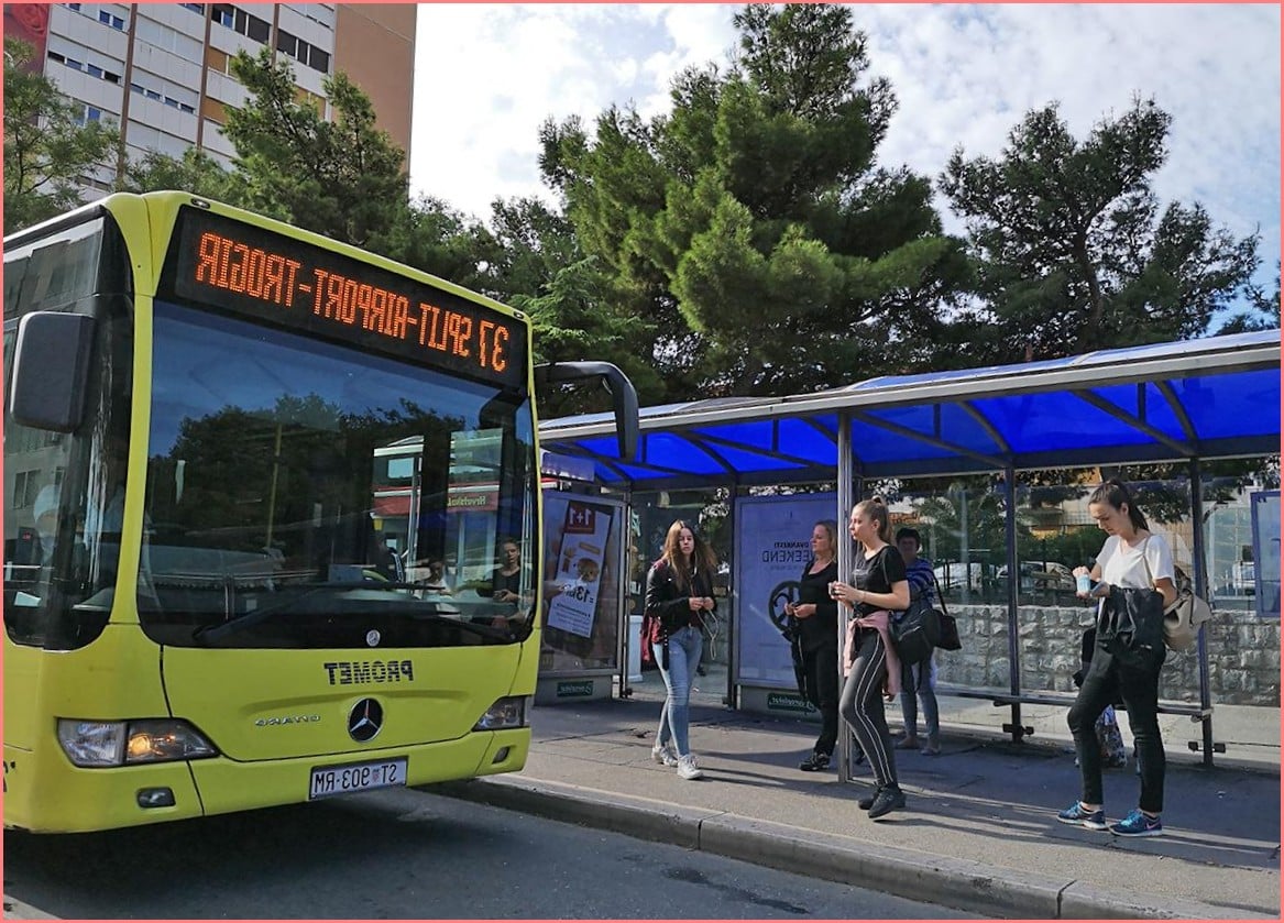 Автобус из аэропорта Сплит будет отслеживать ваш рейс