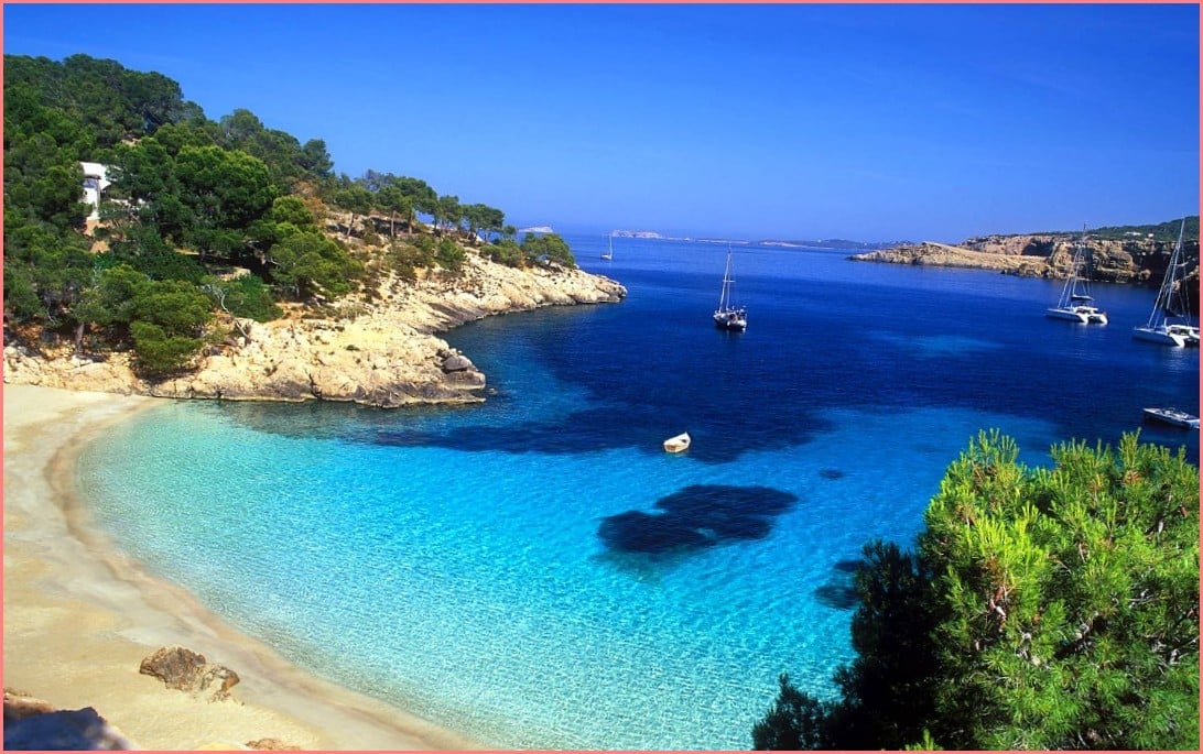 Лучшие пляжи Испании Помимо принятия солнечных ванн